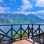 Fjordcabin Preikestolen アパート Jørpeland