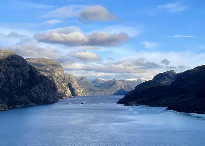 Fjordcabin Preikestolen Apartamento *